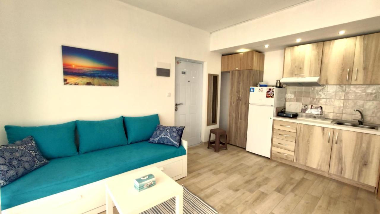 Sea Star Apartments Kallikratia Nea Kallikrateia Екстер'єр фото