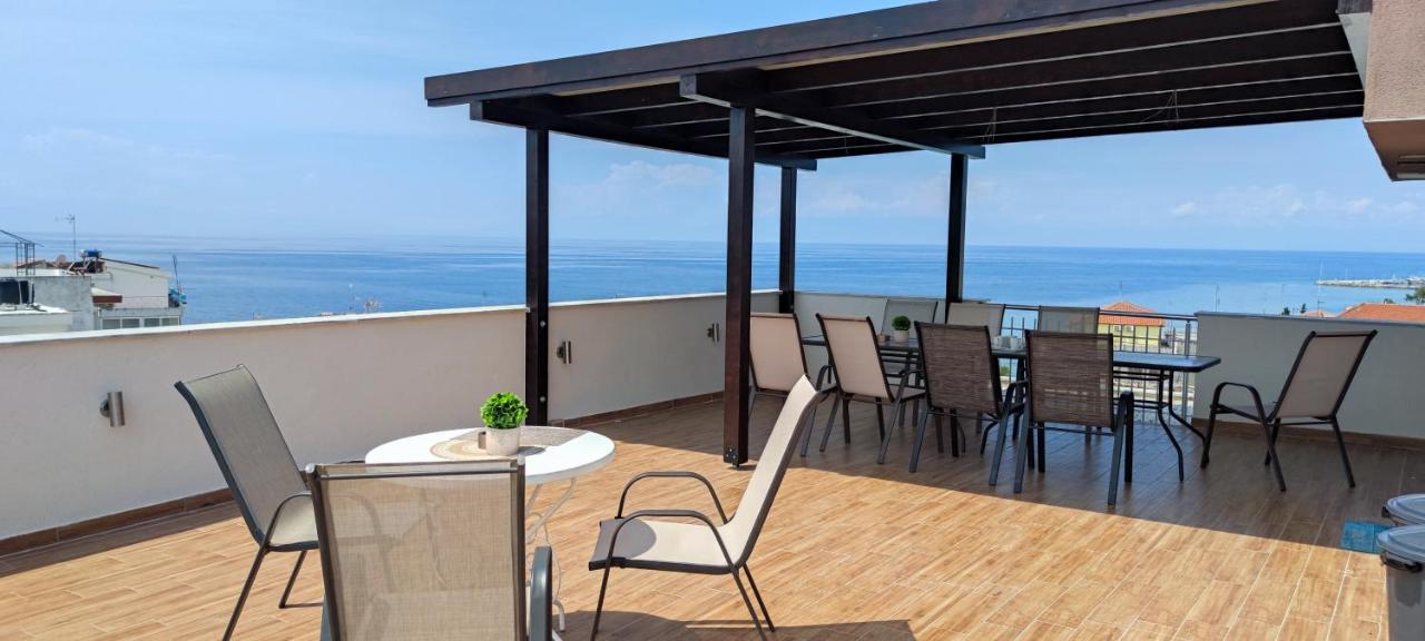 Sea Star Apartments Kallikratia Nea Kallikrateia Екстер'єр фото