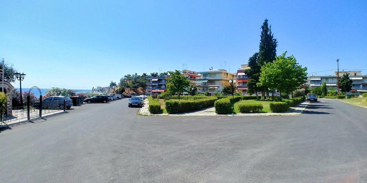 Sea Star Apartments Kallikratia Nea Kallikrateia Екстер'єр фото