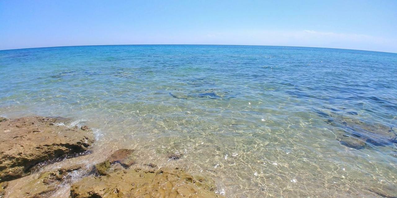 Sea Star Apartments Kallikratia Nea Kallikrateia Екстер'єр фото